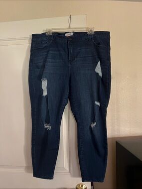 Women's Dark Blue Distressed Skinny Jeans